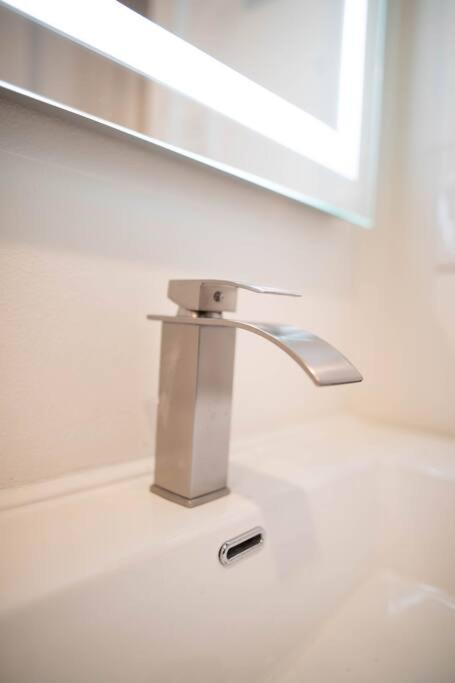 Platinum Palace 1Br 1Ba - Central Dallas Stay ภายนอก รูปภาพ